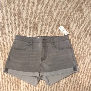 NWT gray pacsun jean shorts. Size 27